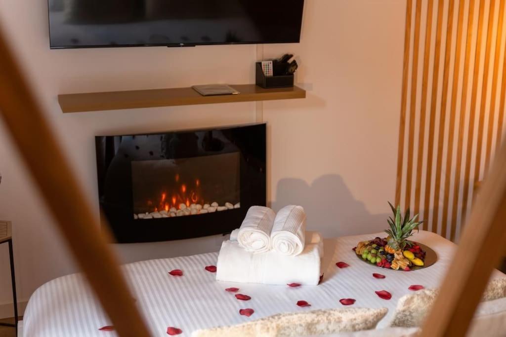 Suite Love Jacuzzi 몽테브랭 외부 사진